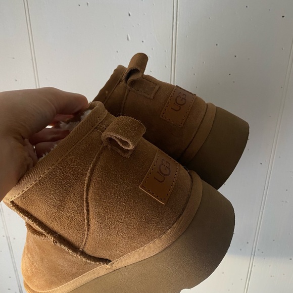 SOLD - Picture 3 of 4